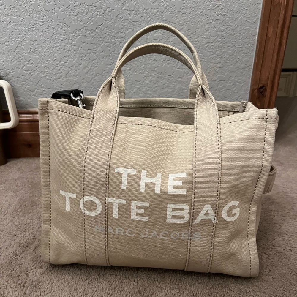 Marc Jacobs Tote Bag!